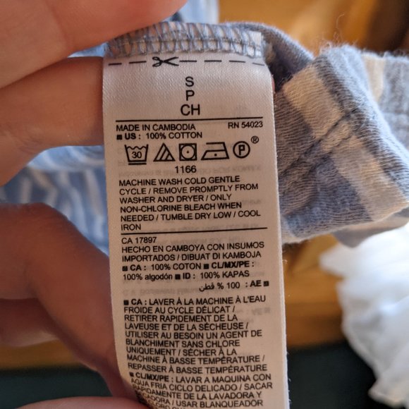 Old Navy Blue Stripe Off Shoulder Top - Picture 3 of 4